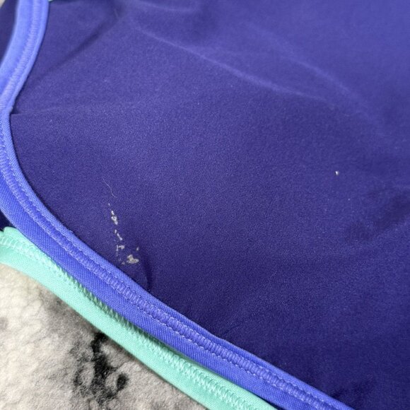 The North Face Women Gym Shorts - Picture 6 of 6